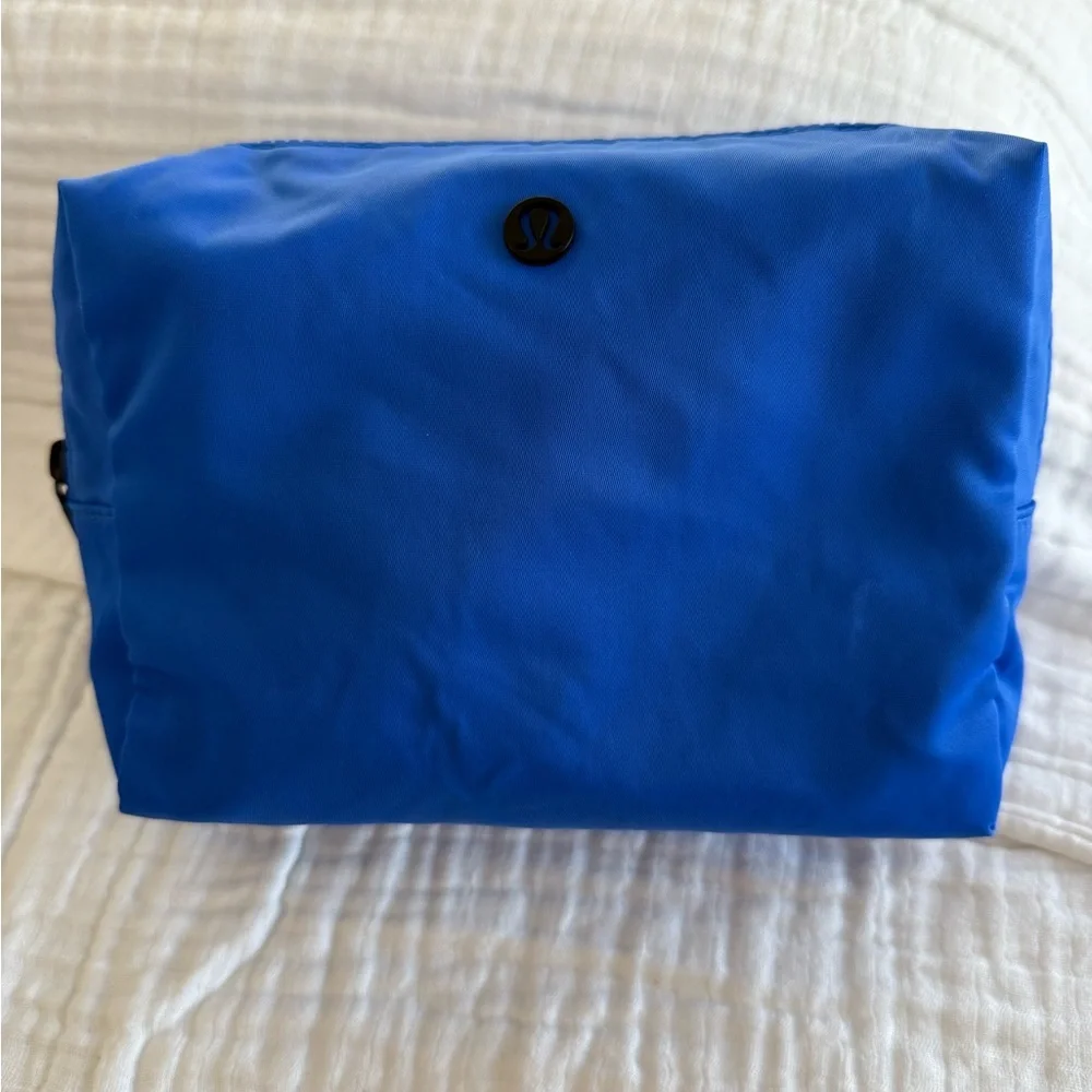 Lululemon All Your Small Things Pouch *4L